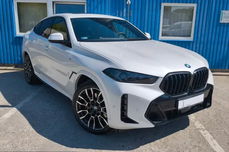 BMW X6 (Seria X) din 2026 cu 4.700 km - oferta BMW214398 - foto 1