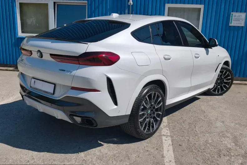 BMW X6 (Seria X) din 2026 cu 4.700 km - oferta BMW214398 - foto 4