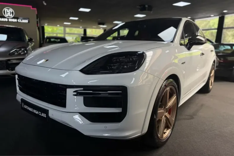 Porsche Cayenne din 2026 cu 60 km - oferta POR214401 - foto 9
