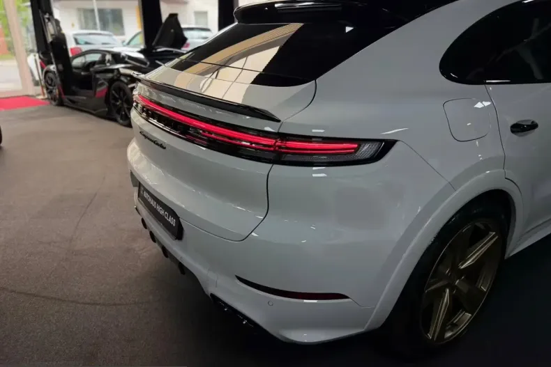 Porsche Cayenne din 2026 cu 60 km - oferta POR214401 - foto 10
