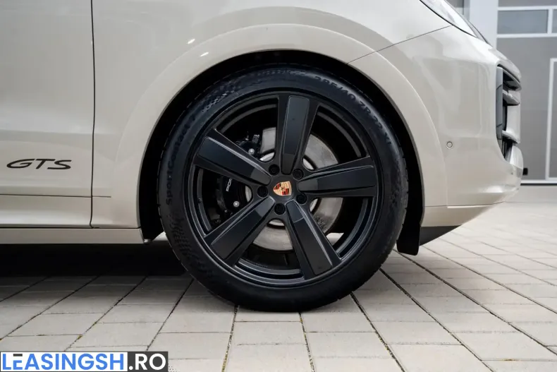 Porsche Cayenne din 2026 cu 25 km - oferta POR214403 - foto 10