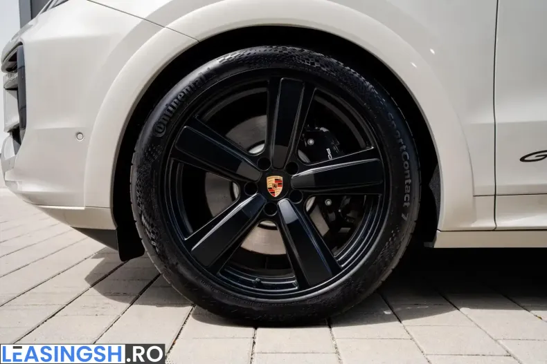 Porsche Cayenne din 2026 cu 25 km - oferta POR214403 - foto 24