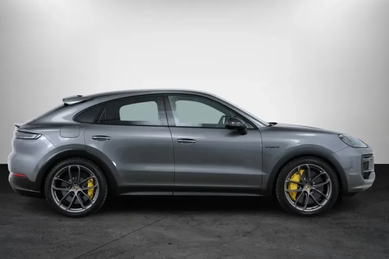 Porsche Cayenne din 2025 cu 7.700 km - oferta POR214409 - foto 7