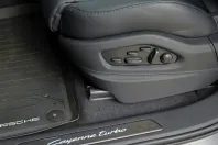 Porsche Cayenne din 2025 cu 7.700 km - oferta POR214409 - foto 23