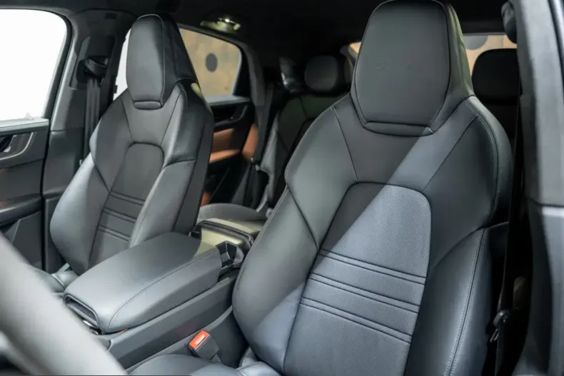 Porsche Cayenne din 2025 cu 10.493 km - oferta POR214412 - foto 10