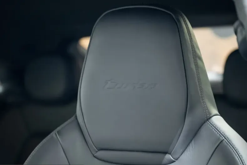 Porsche Cayenne din 2025 cu 10.493 km - oferta POR214412 - foto 24