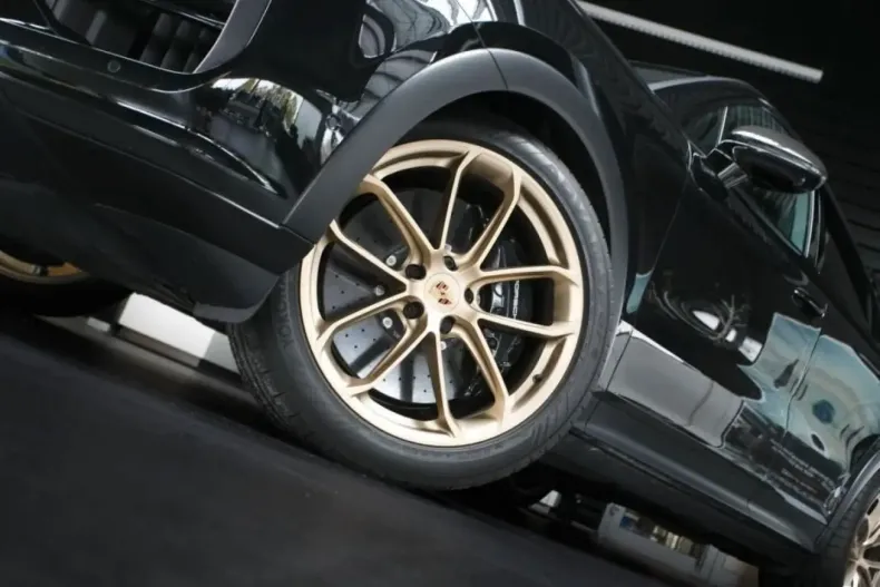 Porsche Cayenne din 2025 cu 20.500 km - oferta POR214416 - foto 3