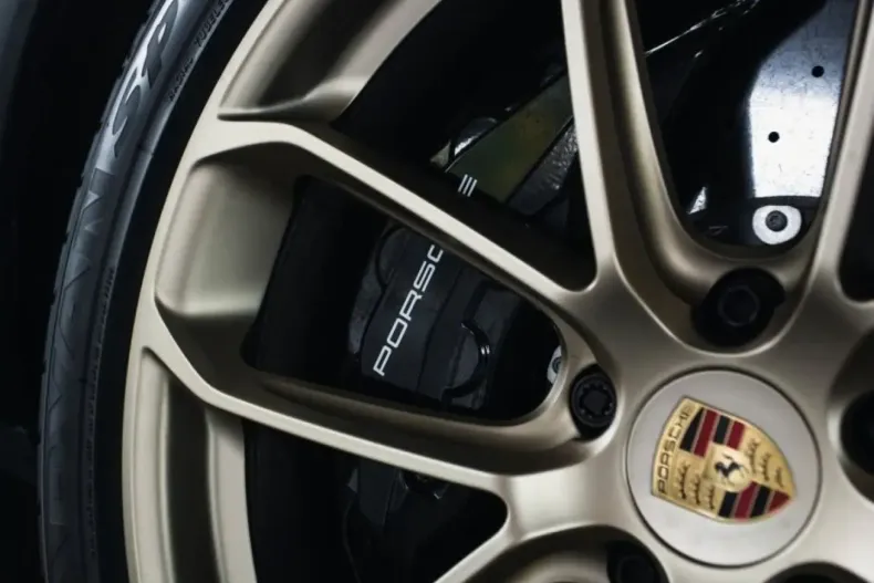 Porsche Cayenne din 2025 cu 20.500 km - oferta POR214416 - foto 4