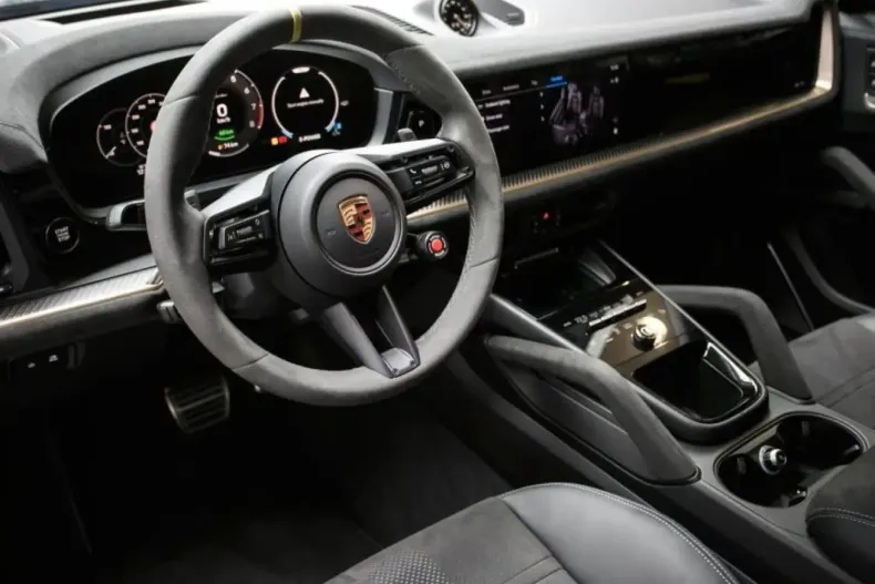 Porsche Cayenne din 2025 cu 20.500 km - oferta POR214416 - foto 9
