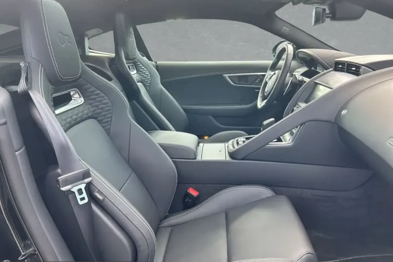 Jaguar F-Type din 2022 cu 38.000 km - oferta JAG214418 - foto 3