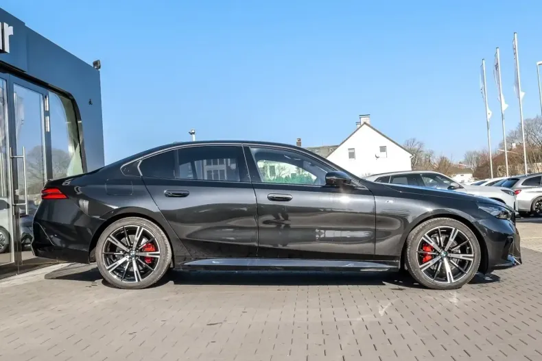 BMW 520 (Seria 5) din 2025 cu 9.800 km - oferta BMW214425 - foto 2