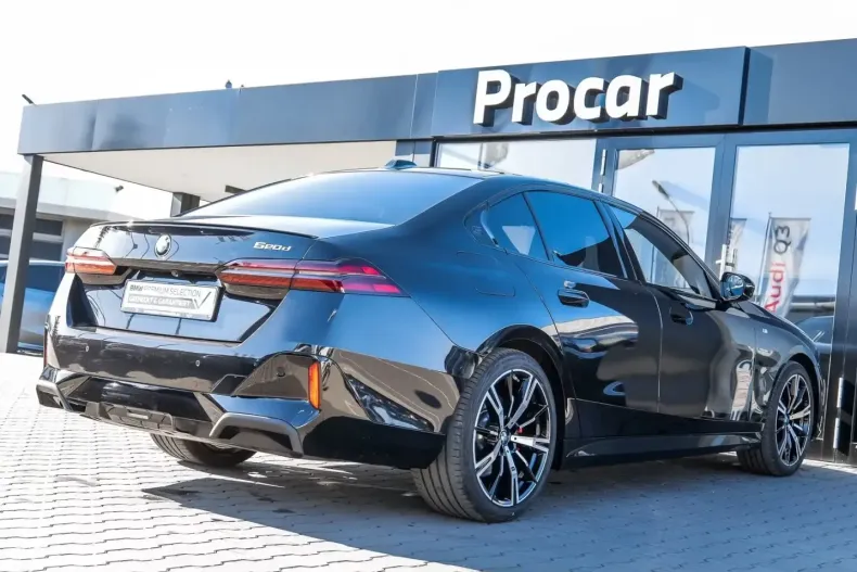 BMW 520 (Seria 5) din 2025 cu 9.800 km - oferta BMW214425 - foto 4