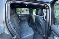 Land Rover Defender din 2024 cu 8.450 km - oferta LAN214427 - foto 12