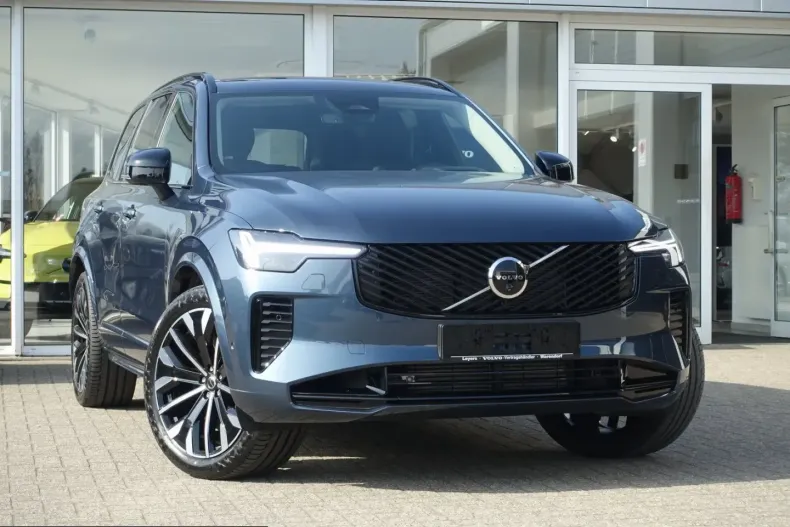Volvo XC90 din 2025 cu 18.114 km - oferta VOL214431 - foto 1