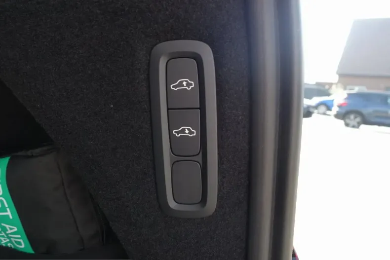 Volvo XC90 din 2025 cu 18.114 km - oferta VOL214431 - foto 14
