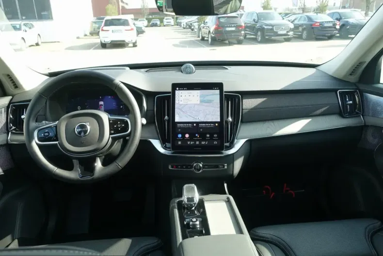 Volvo XC90 din 2025 cu 18.114 km - oferta VOL214431 - foto 18