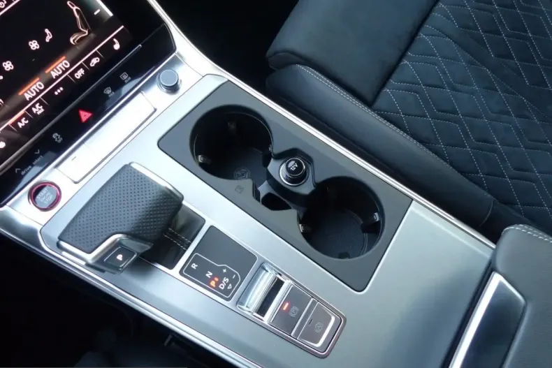 Audi A6 din 2023 cu 15.350 km - oferta AUD214433 - foto 19