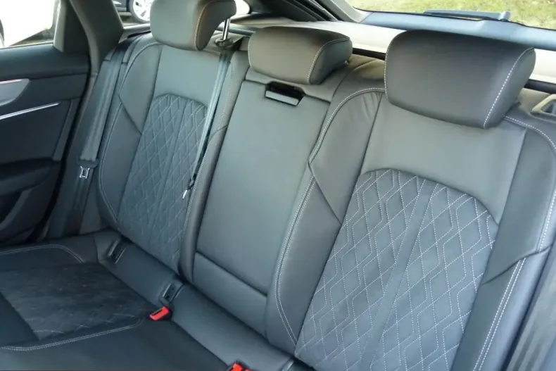 Audi A6 din 2023 cu 15.350 km - oferta AUD214433 - foto 22