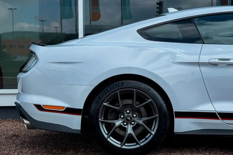 Ford Mustang din 2022 cu 19.608 km - oferta FOR214435 - foto 16