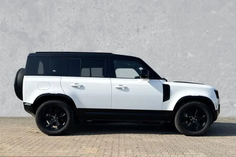 Land Rover Defender din 2024 cu 28.700 km - oferta LAN214437 - foto 6