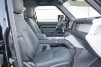 Land Rover Defender din 2024 cu 26.999 km - oferta LAN214438 - foto 3