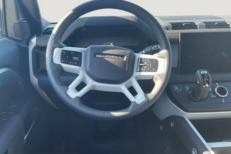 Land Rover Defender din 2025 cu 25.100 km - oferta LAN214439 - foto 14