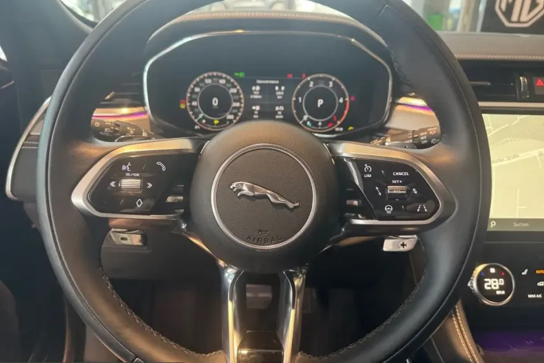 Jaguar F-Pace din 2024 cu 52.443 km - oferta JAG214445 - foto 10