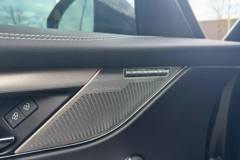 Jaguar F-Pace din 2024 cu 52.443 km - oferta JAG214445 - foto 27