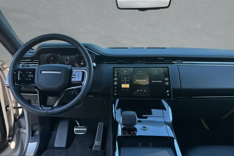 Land Rover Range Rover Sport din 2025 cu 7.622 km - oferta LAN214446 - foto 4
