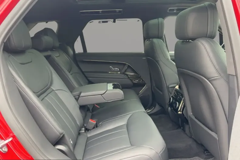 Land Rover Range Rover Sport din 2025 cu 21.350 km - oferta LAN214448 - foto 5