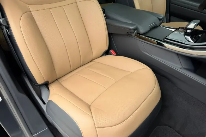 Land Rover Range Rover Sport din 2024 cu 28.892 km - oferta LAN214449 - foto 28