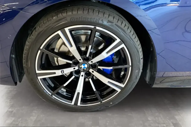 BMW 520 (Seria 5) din 2025 cu 6.338 km - oferta BMW214454 - foto 6