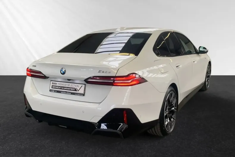 BMW 520 (Seria 5) din 2025 cu 25.701 km - oferta BMW214455 - foto 3
