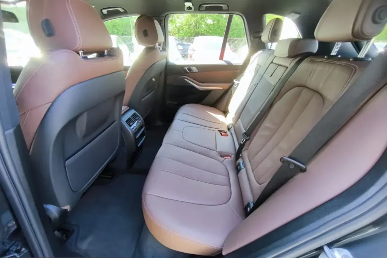 BMW X5 (Seria X) din 2021 cu 96.570 km - oferta BMW214463 - foto 16