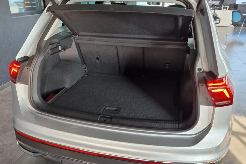 Volkswagen Tiguan din 2024 cu 36.660 km - oferta VOL214467 - foto 8