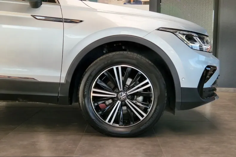 Volkswagen Tiguan din 2024 cu 36.660 km - oferta VOL214467 - foto 9