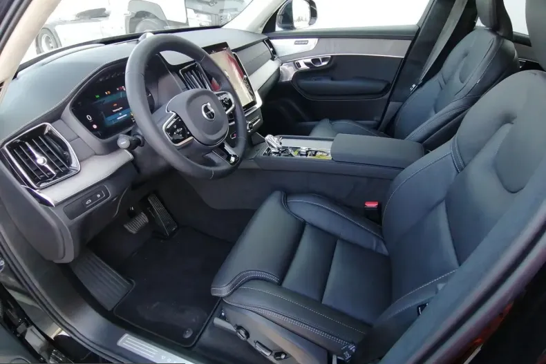 Volvo XC90 din 2025 cu 20.000 km - oferta VOL214468 - foto 11