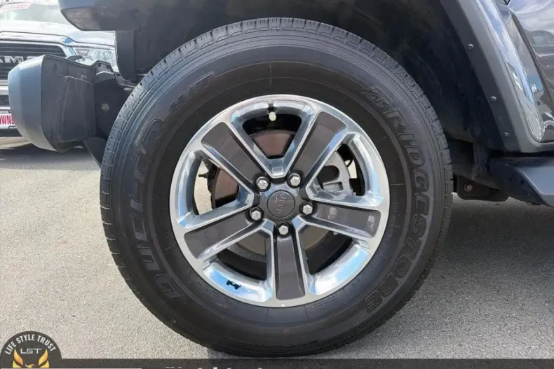 Jeep Wrangler din 2022 cu 60.110 km - oferta JEE214469 - foto 6