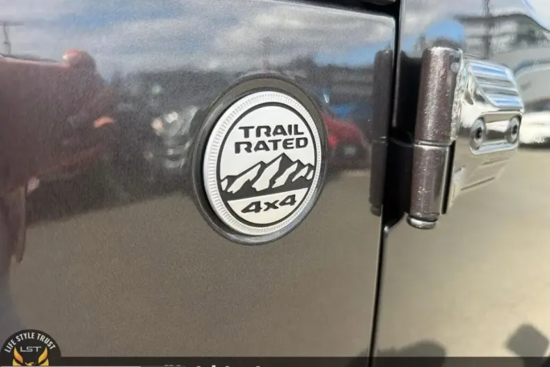 Jeep Wrangler din 2022 cu 60.110 km - oferta JEE214469 - foto 9