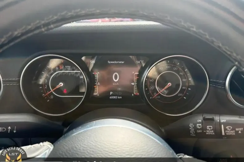 Jeep Wrangler din 2022 cu 60.110 km - oferta JEE214469 - foto 14