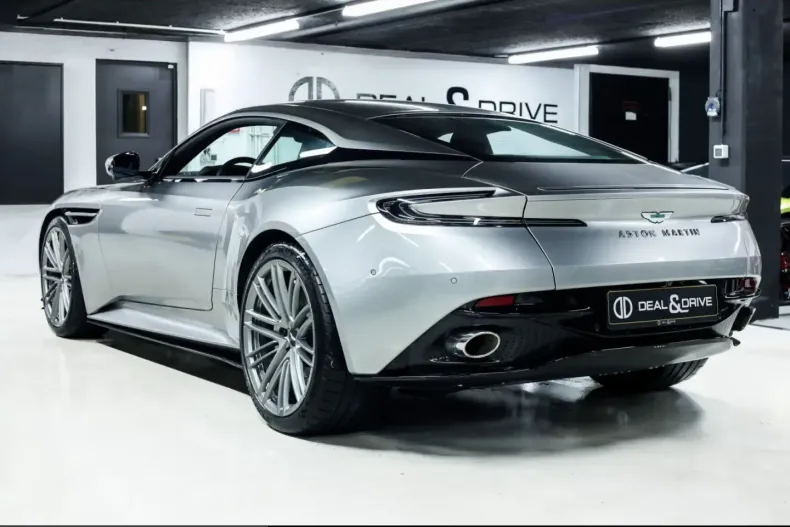 Aston Martin DB12 din 2024 cu 4.650 km - oferta AST214472 - foto 3