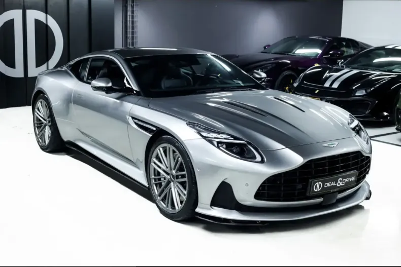 Aston Martin DB12 din 2024 cu 4.650 km - oferta AST214472 - foto 6