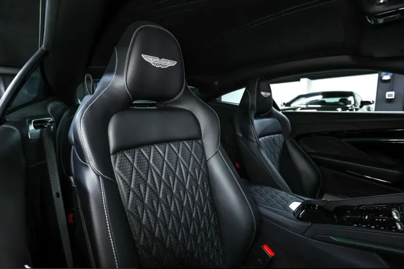 Aston Martin DB12 din 2024 cu 4.650 km - oferta AST214472 - foto 13