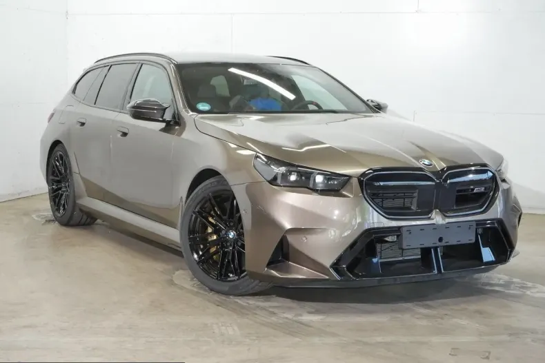 BMW M5 (Seria 5) din 2025 cu 8.550 km - oferta BMW214492 - foto 2