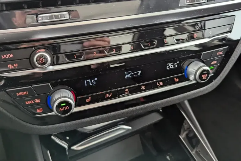 BMW X3 (Seria X) din 2021 cu 90.290 km - oferta BMW214494 - foto 19
