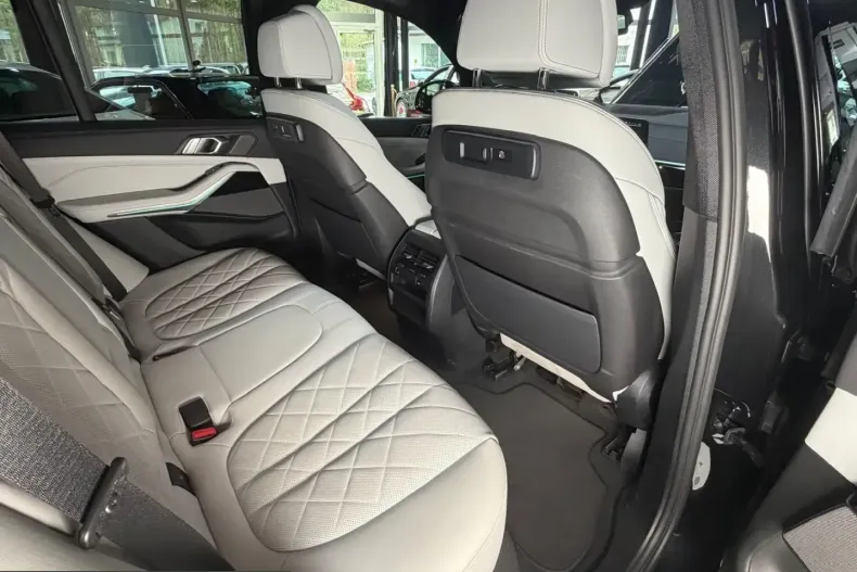 BMW X5 (Seria X) din 2022 cu 84.000 km - oferta BMW214501 - foto 16