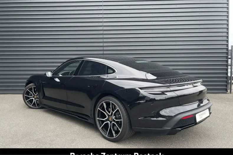 Porsche Taycan din 2023 cu 26.950 km - oferta POR214507 - foto 3