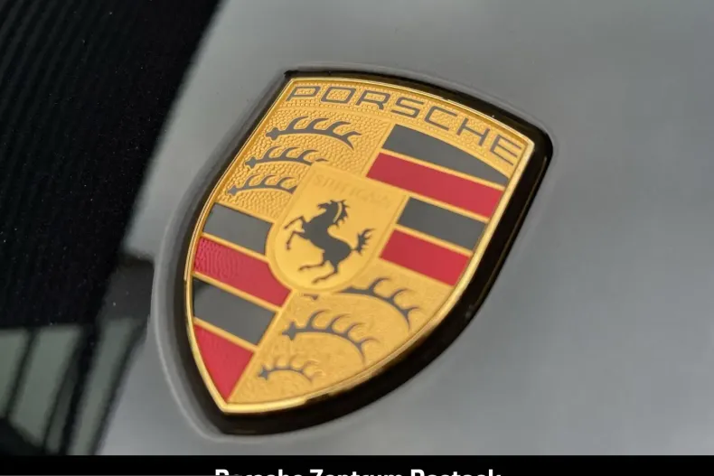 Porsche Taycan din 2023 cu 26.950 km - oferta POR214507 - foto 30