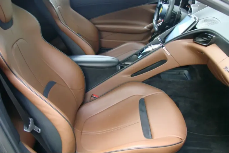 Ferrari Roma din 2022 cu 16.901 km - oferta FER214509 - foto 14