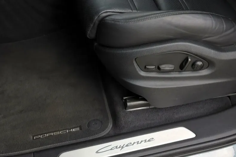Porsche Cayenne din 2024 cu 40.800 km - oferta POR214511 - foto 11